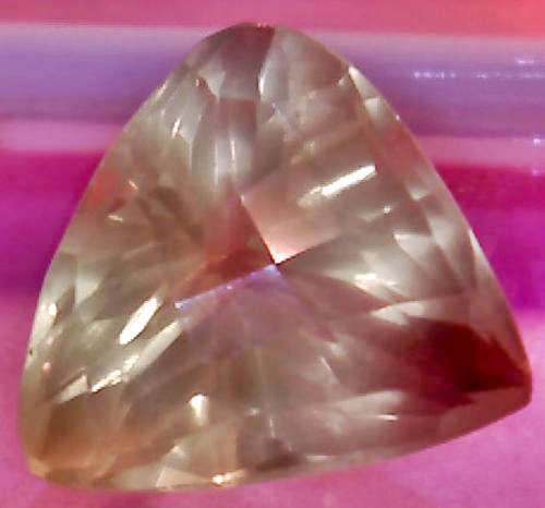 MASSIVE MYSTERIOUS NATURAL MILKY LEMON QUARTZ - 22.90 CT - VS1