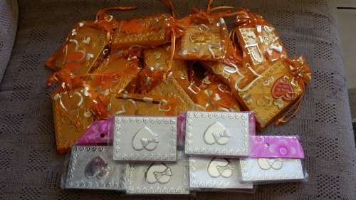 Lot of brand new Gold and silver mirror compacts