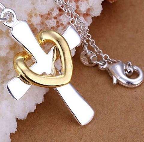 Exquisite Unisex Stainless Steel Silver Chain Necklace With Cross & Heart Pendant in Gift Box