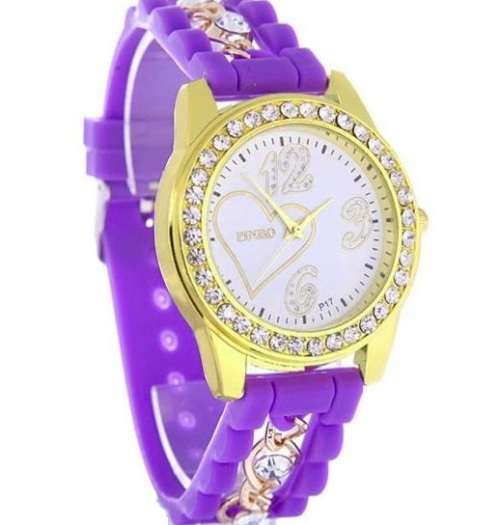 Elegant Ladies Crystal Quartz Heart Design Wrist Watch With Durable Silicone Strap in Gift Box