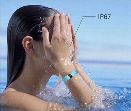 Bluetooth Smartwatch & Fitness Bracelet with Pedometer for Samsung & Android Phones BLUE