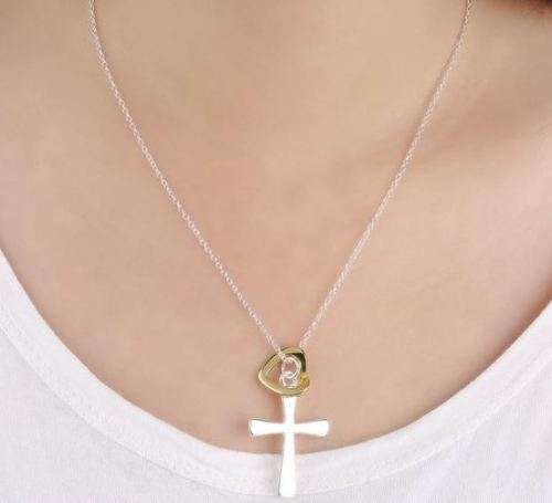 Exquisite Unisex Stainless Steel Silver Chain Necklace With Cross & Heart Pendant in Gift Box