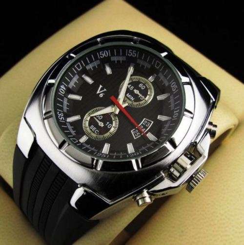 Elegant & Sporty V6 Stainless Steel & Silicone Men's Quartz Wrist Watch in Black & Silver