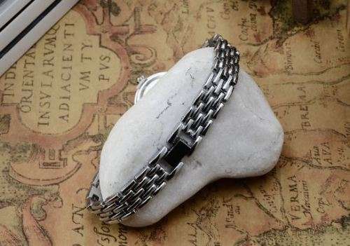 Elegant Ladies Silver Rhinestone Stainless Steel Analog Quartz Wrist Watch in Gift Box