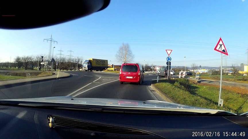 2.6" DVR Camera & Cam Recorder For Vehichle, Motion Detection. G-Sensor, Night Vision