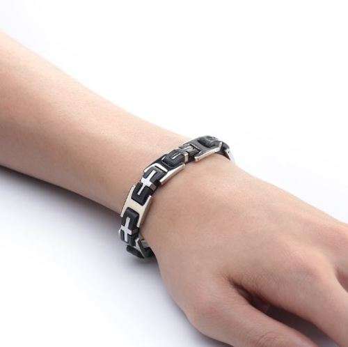 Elegant Stainless Steel & Silicone Men's Bracelet With Steel Spring Clasp in Complimentary Gift Box