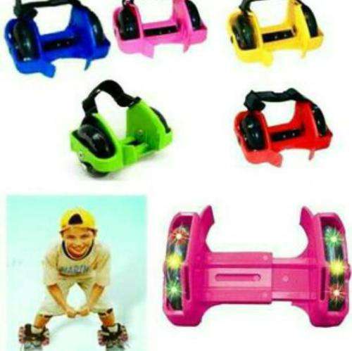 Flashing Roller Skates - Detachable & Light Weight - Hours of Fun for the Holiday's
