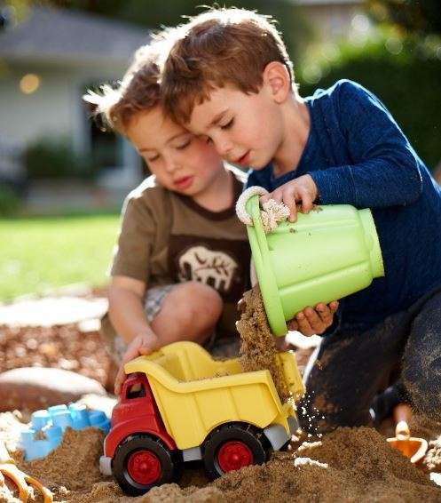 Learn & Play with a Self Assemble and Dismantling Dump Truck With Tools