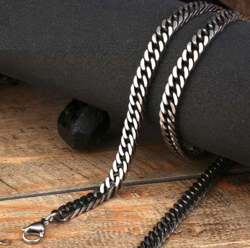 66cm 316L Stainless Steel 7mm Figaro Link Chain Necklace for Men in Complimentary Gift Box