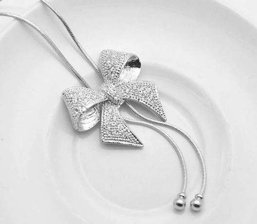 Elegant Bowknot Necklace With Swarovski Crystals - White Gold OR Yellow Gold Plated
