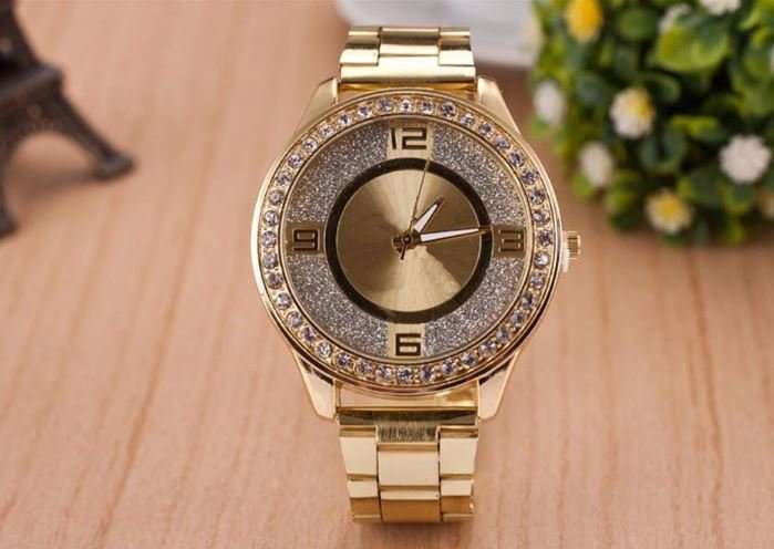 Elegant Ladies Crystal Diamante Quartz Wrist Watches in Rose Gold , Gold or Silver