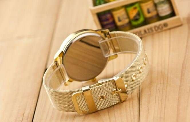 Elegant Ladies Golden Crystal Stainless Steel Mesh Band Analog Quartz Wrist Watch in Gift Box