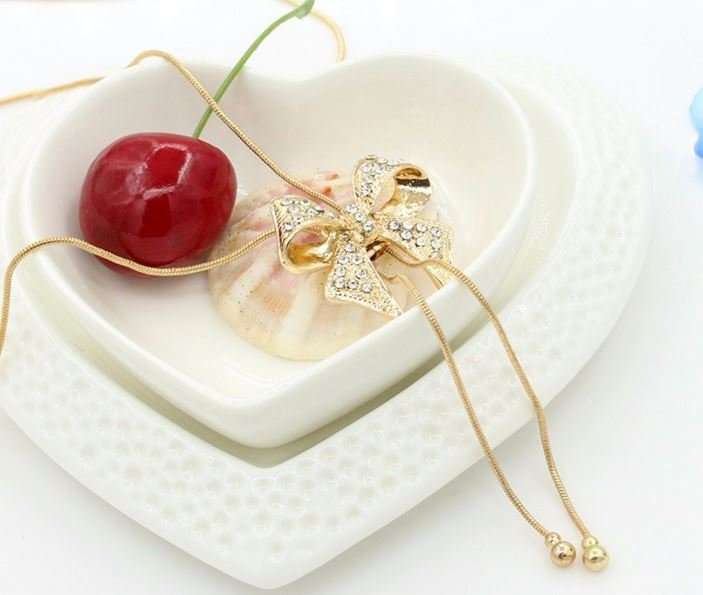 Elegant Bowknot Necklace With Swarovski Crystals in a Complimentary Gift Box