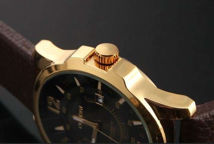 Elegant & Professional AUTO DATE CURREN Mens Business Watch With Leather Strap in Black and Gold
