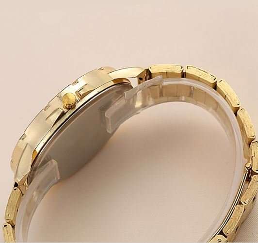 Luxury & Elegant Ladies Gold and Black Roman Number Quartz Wrist Watch