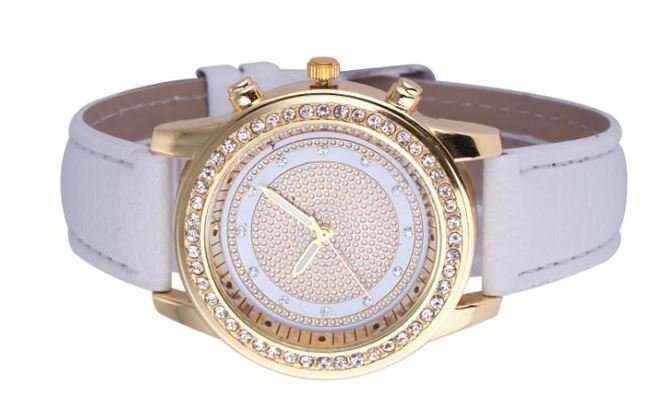 Beautiful and Elegant Ladies Austrian Crystal Geneva Leather Quartz Wrist Watch