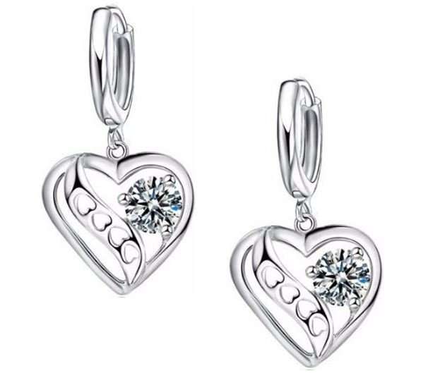 Exquisite Cubic Zirconia Heart Shaped Jewelry Set in Complimentary Gift Box