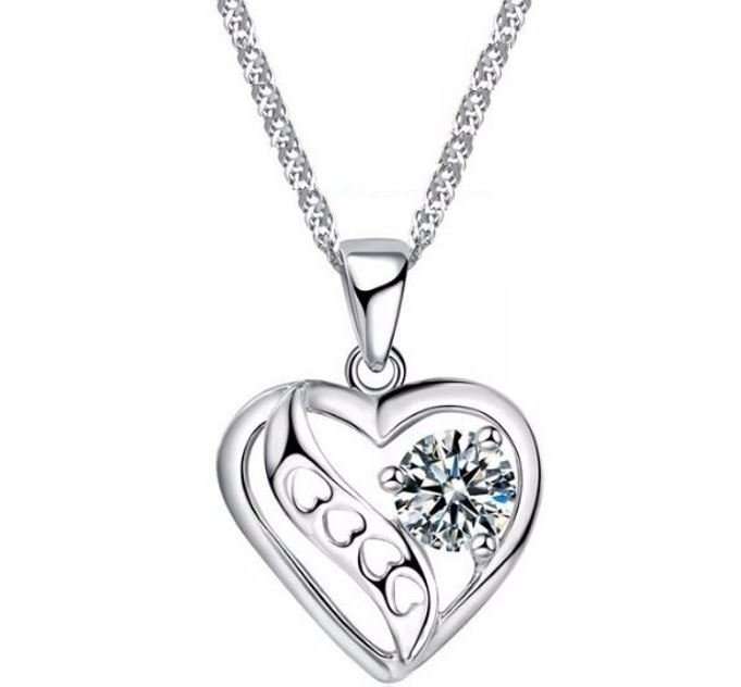 Exquisite Cubic Zirconia Heart Shaped Jewelry Set in Complimentary Gift Box