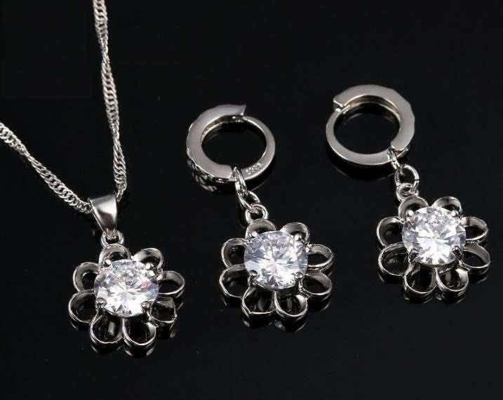 925 Sterling Silver Cubic Zirconia Flower Jewelry Set in Complimentary Gift Box