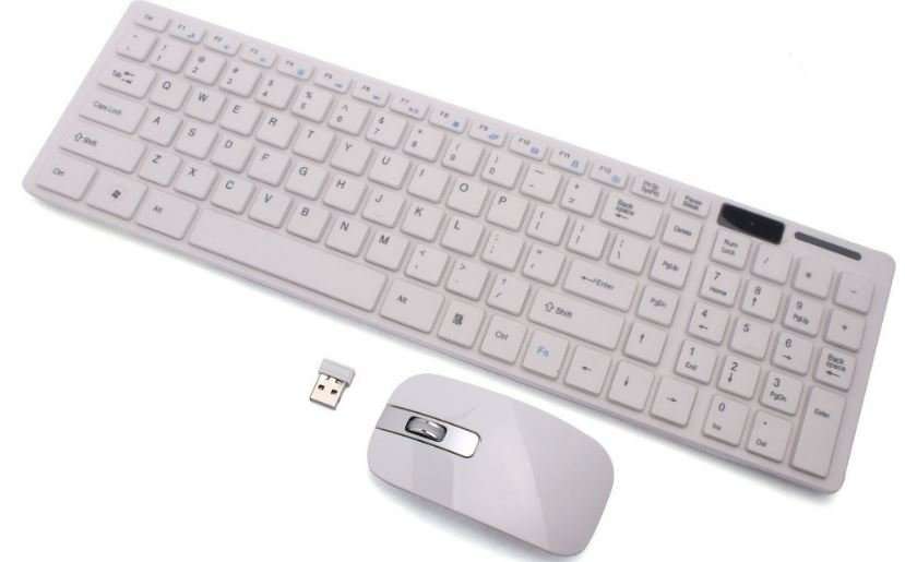 Super Slim 2.4 Ghz Wireless Keyboard, Mouse, Silicone Protective Skin & USB Receiver Combo