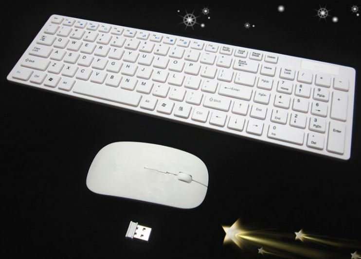 Super Slim 2.4 Ghz Wireless Keyboard, Mouse, Silicone Protective Skin & USB Receiver Combo