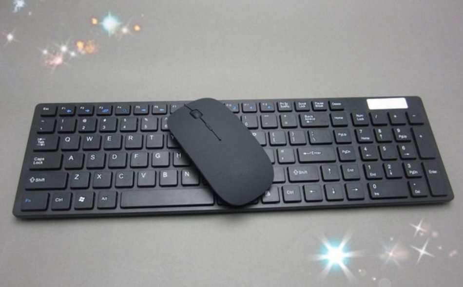 Super Slim 2.4 Ghz Wireless Keyboard, Mouse, Silicone Protective Skin & USB Receiver Combo