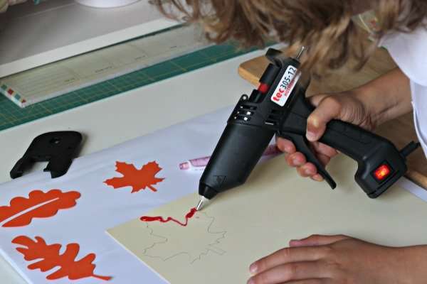 Handy 20W Electric Heating Glue Gun - Repair Almost Anything, Professional Arts & Crafts