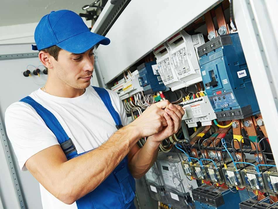 COMBO DEAL - 40 Piece Combination Socket Wrench Set PLUS 6 Piece Screwdriver Set