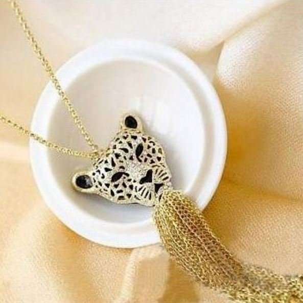 Elegant 18K Golden Chain Necklace With Rhinestone Leopard Head Pendant With Tassel in Gift Box