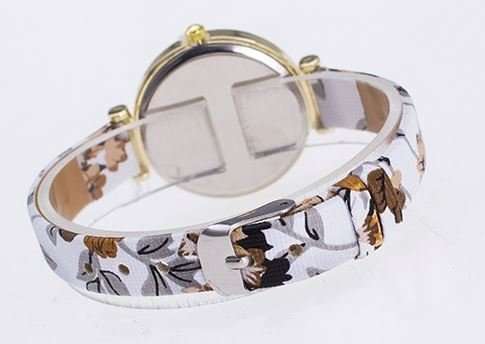 Elegant Ladies LOVE Rhinestone Quartz Wrist Watch In Complimentary Gift Box