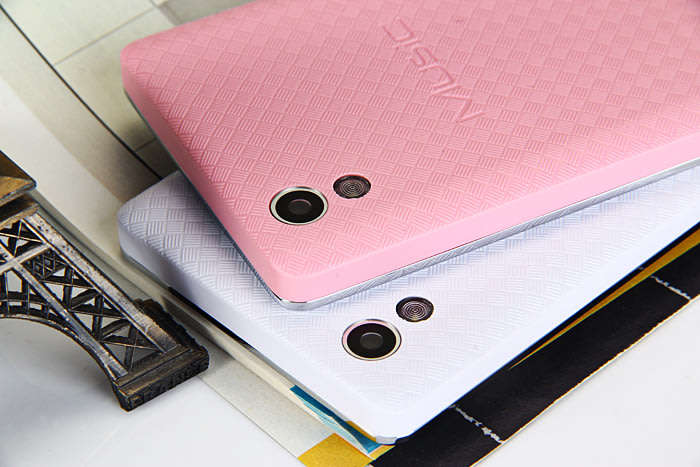 4" Music Phone With Wi-Fi, Dual Sim, Camera, Touch Screen & Cover in Pink for Children and Elderly