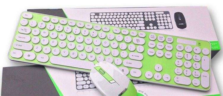 Super Slim 2.4 Ghz Wireless Keyboard, Mouse, Silicone Protective Skin & USB Receiver Combo