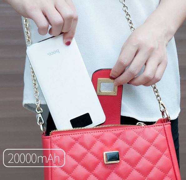 20 000mAh 3 USB Power Bank for Charging of Electronic Devices, LED Digital Screen & Flashlight