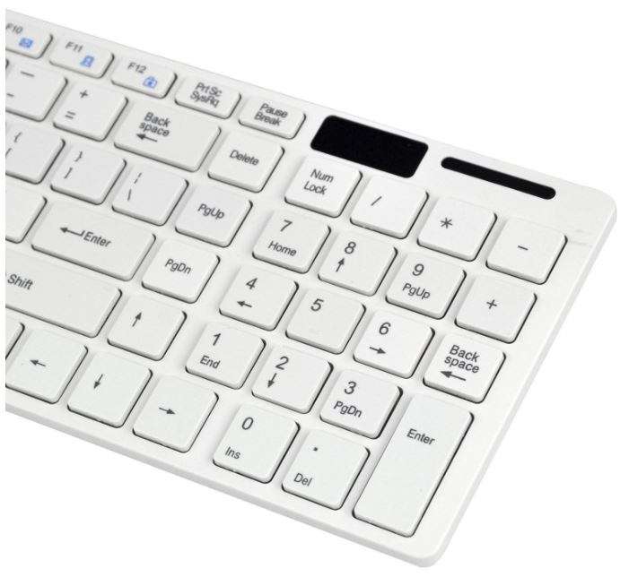 Super Slim 2.4 Ghz Wireless Keyboard, Mouse, Silicone Protective Skin & USB Receiver Combo White