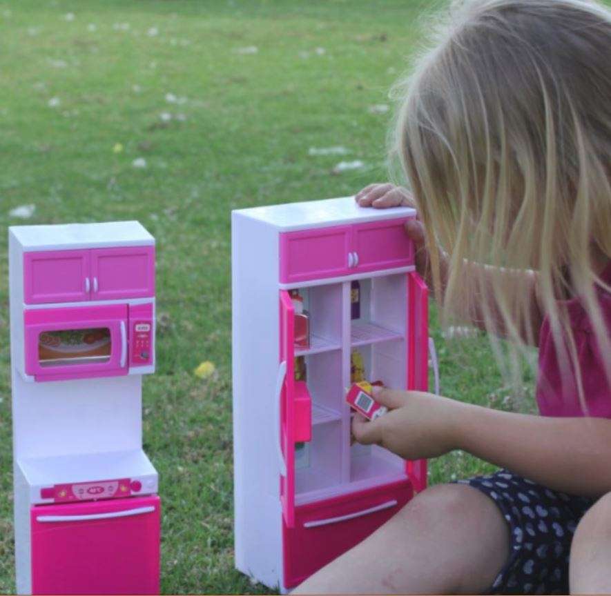Modern Kitchen Play Set With Opening Doors, Sound & Light
