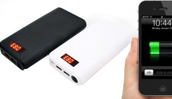 30000mAh Powerbank 2 USB for Charging of Electronic Devices, LED Digital Screen Display & Flashlight