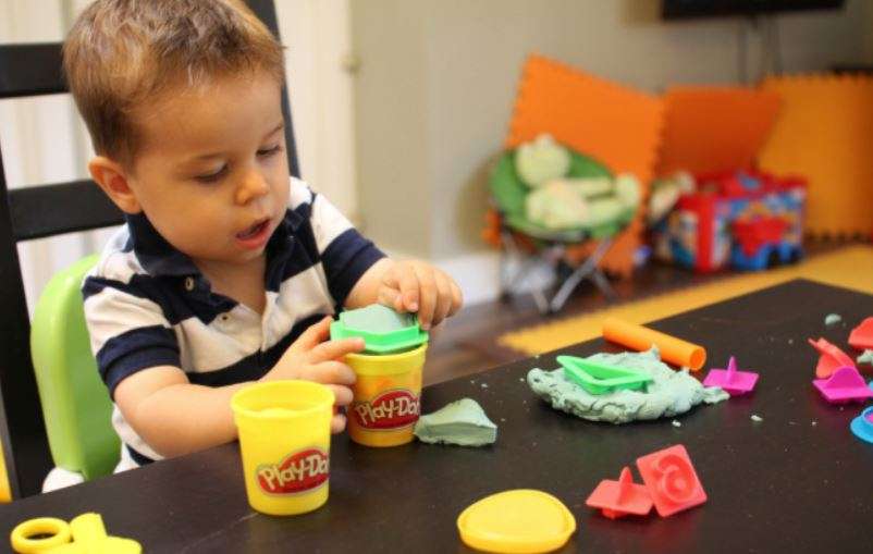 Play Dough Traffic City Set With Accessories - Play While Learning the Responsibility of Road Safe
