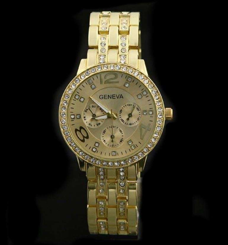 Elegant Ladies Geneva Crystal Quartz Wrist Watch in Gold or Silver