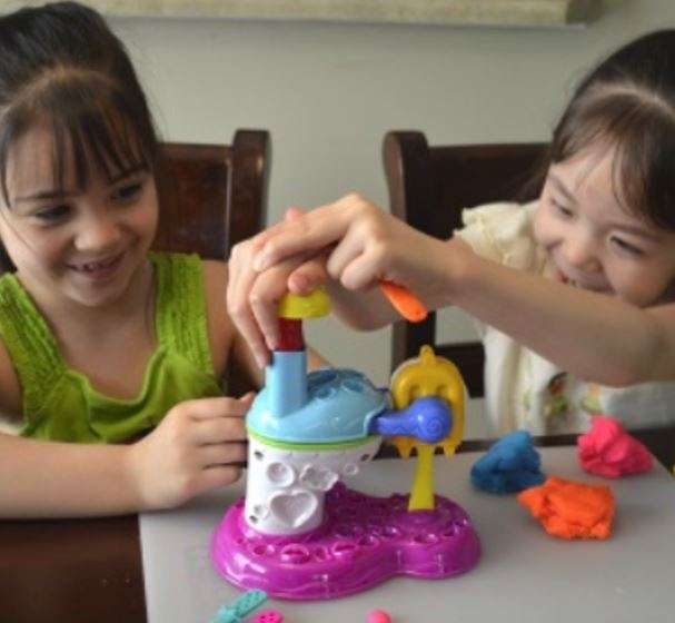 Ice-Lolly Maker Dough Set - Designed to Develop Creativity, Imagination & Hands-on Skills