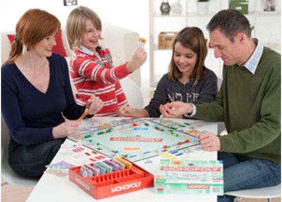Monopoly - Get the property of your dreams or end up in Jail, an exciting game for the whole family