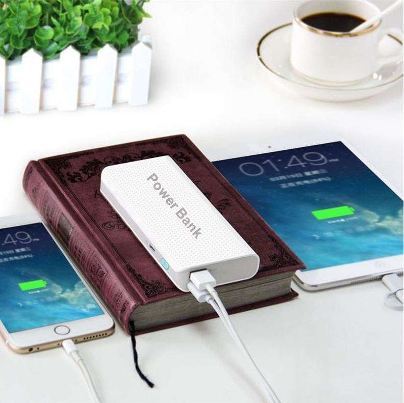 20 000mAh Power Bank Dual USB Ports for Charging of Electronic Devices With 5 in 1 Charging Cable