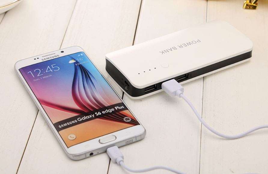 20 000mAh Power Bank - 3 USB Ports for Charging of three Different Electronic Devices Simultaneously