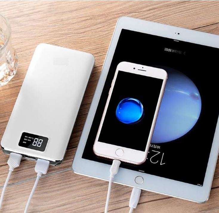 30 000mAh Power Bank - Dual USB FAST CHARGE with Flashlight, Large Capacity, Portable & Convenient