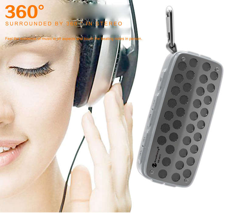 Waterproof Wireless Bluetooth Speaker Support FM Radio, USB, SD Card & Aux-in