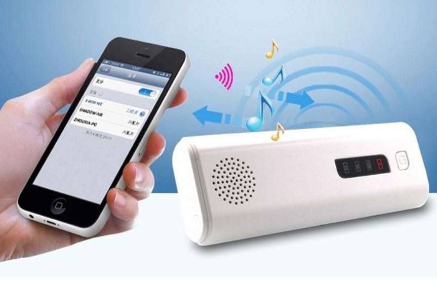 3in1 5200mAh Power Bank, Bluetooth Speaker & Flashlight, USB Interface for Charging of Devices