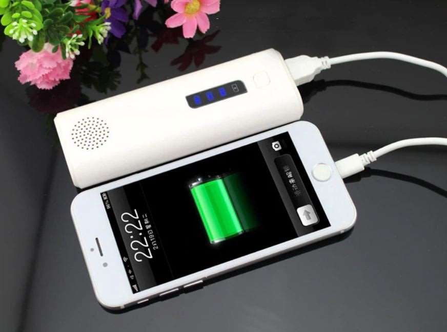 3-in-1 5200 mAh Power Bank, Bluetooth Speaker & Flashlight, USB Interface for Charging of Devices