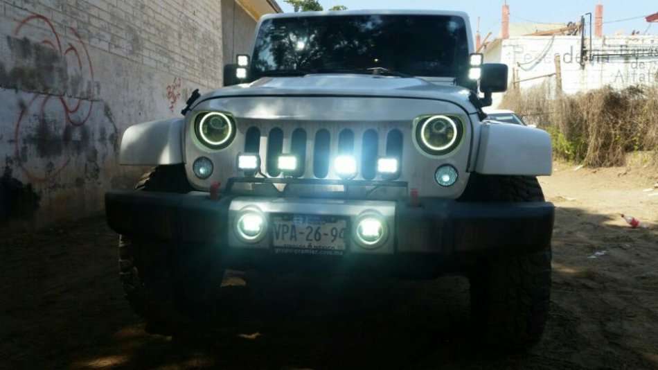 4" 27W Waterproof LED Pure White 6000K Flood Spot Beam Light - Incredibly Bright