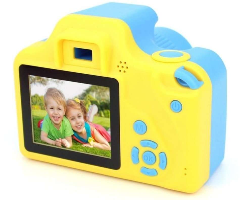 2" Kids Digital Camera  Take photos, Record Videos, Play Pre-loaded Games and much more