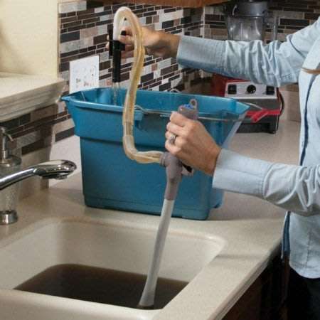 Turbo Pump transfer almost any liquid in seconds with an automatic stop sensor