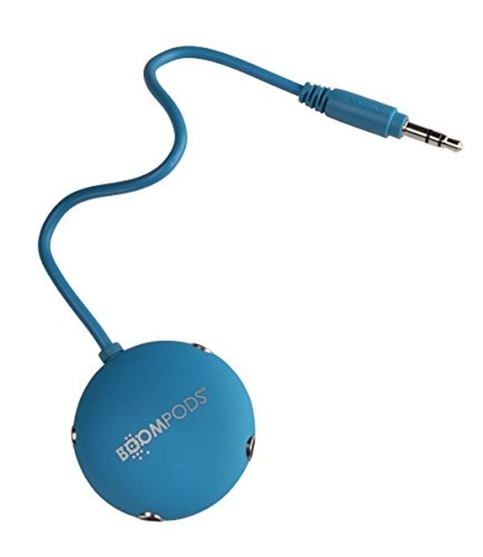 Plug in and share your music and videos with up to 4 friends with this simple audio splitter